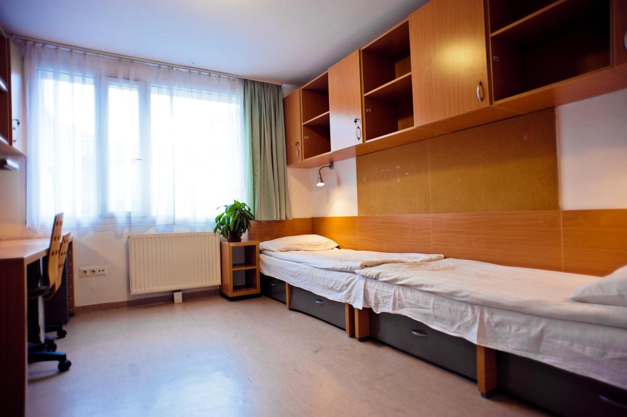 City Hostel Corvin - Budapest — Photos 1